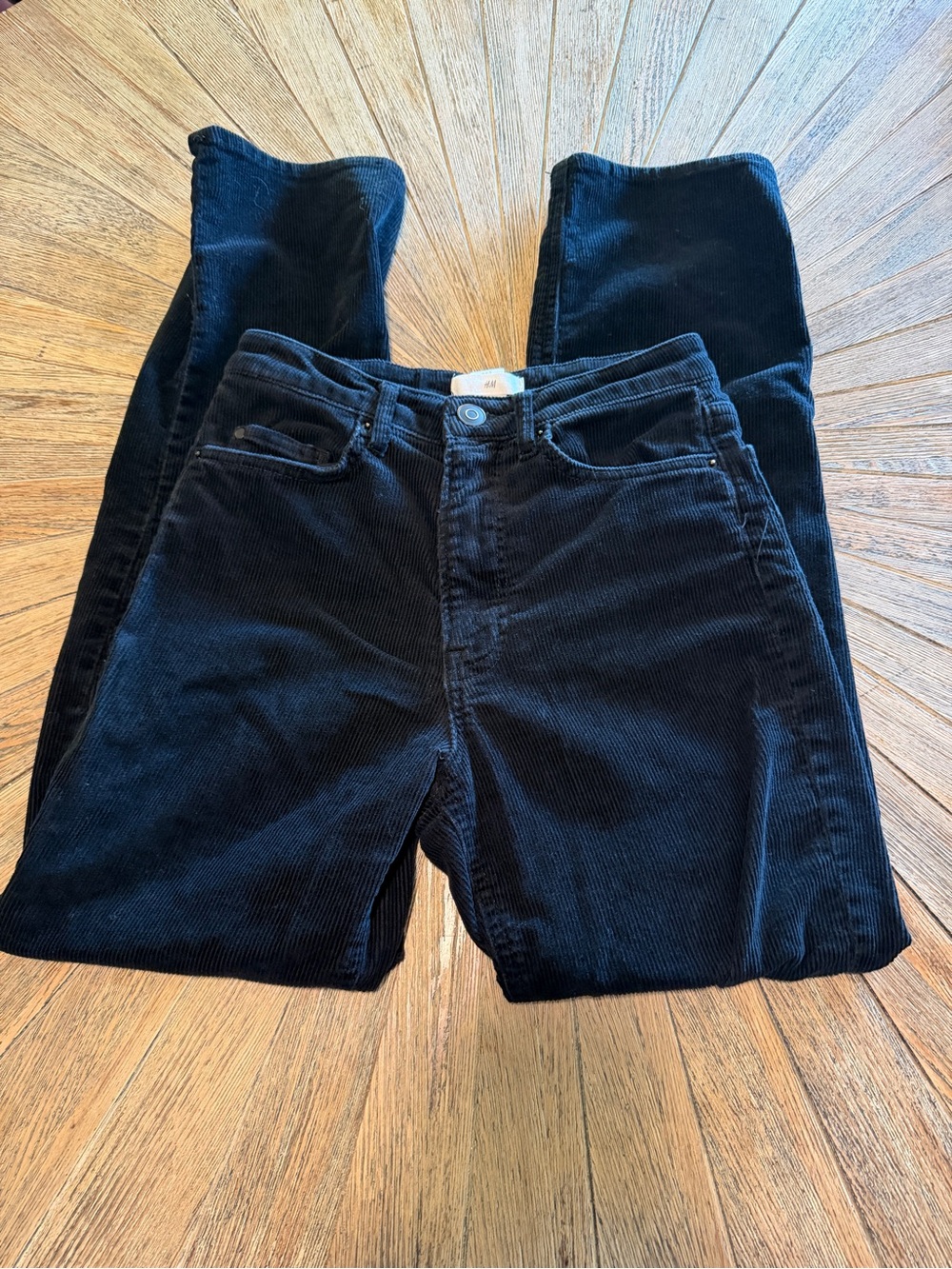 H&M black corduroy women’s pants high rise straight leg size 4